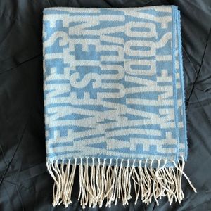 🪐 Vivienne Westwood Scarf